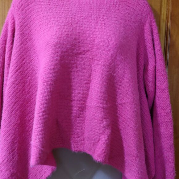 Shein Hot Pink Oversized Fuzzy Poncho Sweater Barbiecore Knit Small - Picture 4 of 11